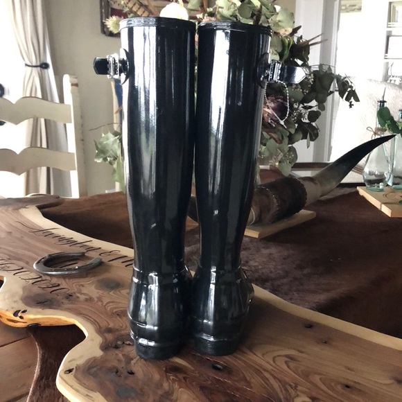 🆕𝐻𝑈𝑁𝑇𝐸𝑅 𝚁𝚊𝚒𝚗𝚋𝚘𝚘𝚝𝚜 - Picture 8 of 8